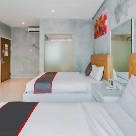 Super Oyo Collection O 31 The Batik Bed And Coffee Bandung Hotel Exterior foto
