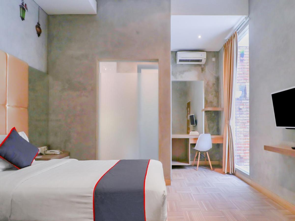 Super Oyo Collection O 31 The Batik Bed And Coffee Bandung Hotel Exterior foto