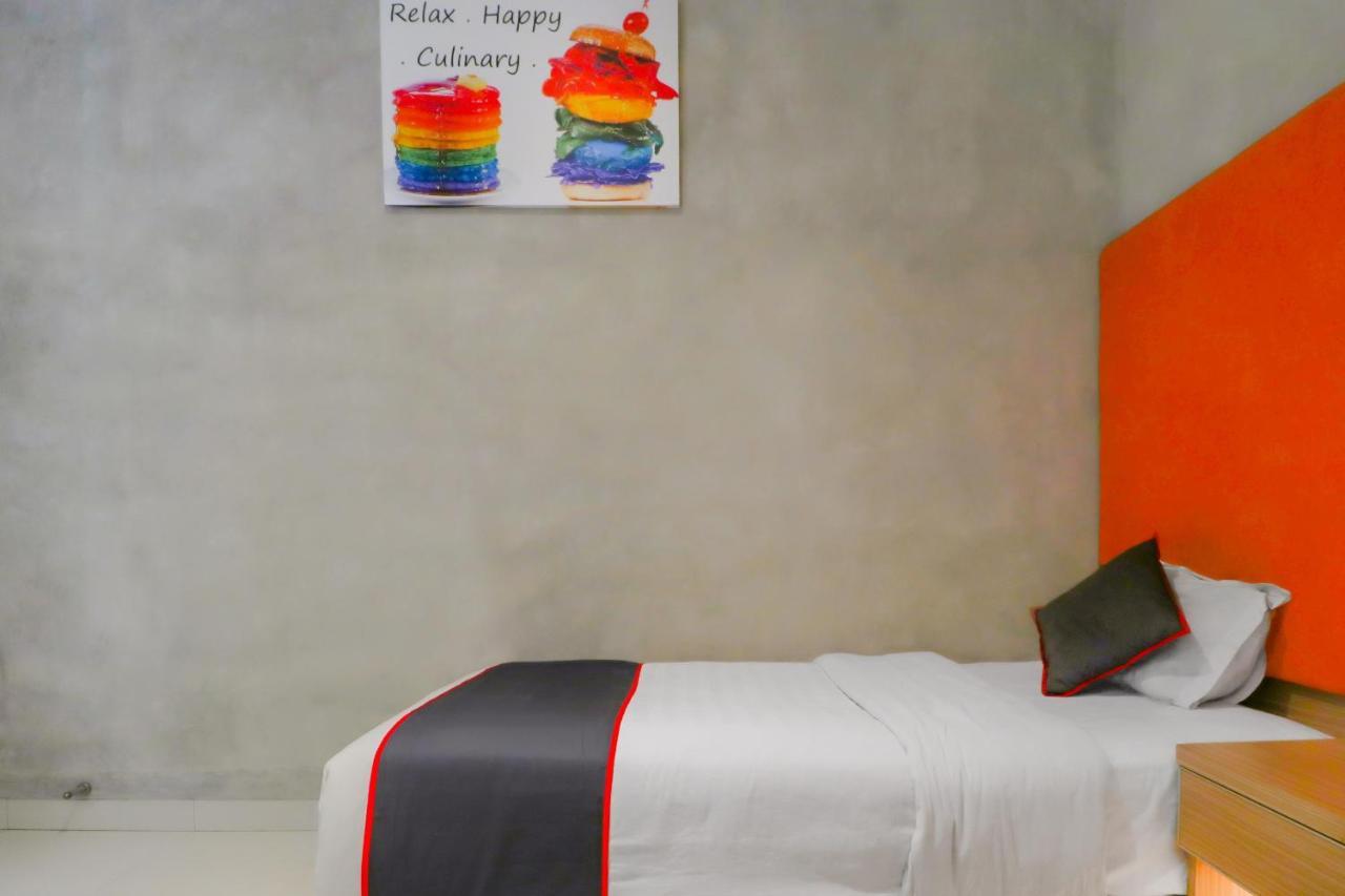 Super Oyo Collection O 31 The Batik Bed And Coffee Bandung Hotel Exterior foto