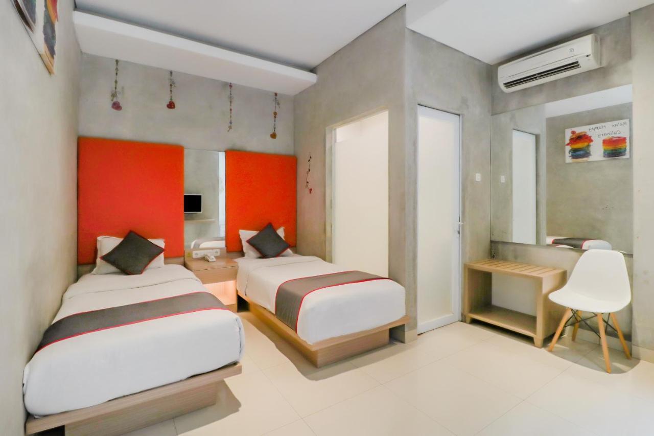 Super Oyo Collection O 31 The Batik Bed And Coffee Bandung Hotel Exterior foto